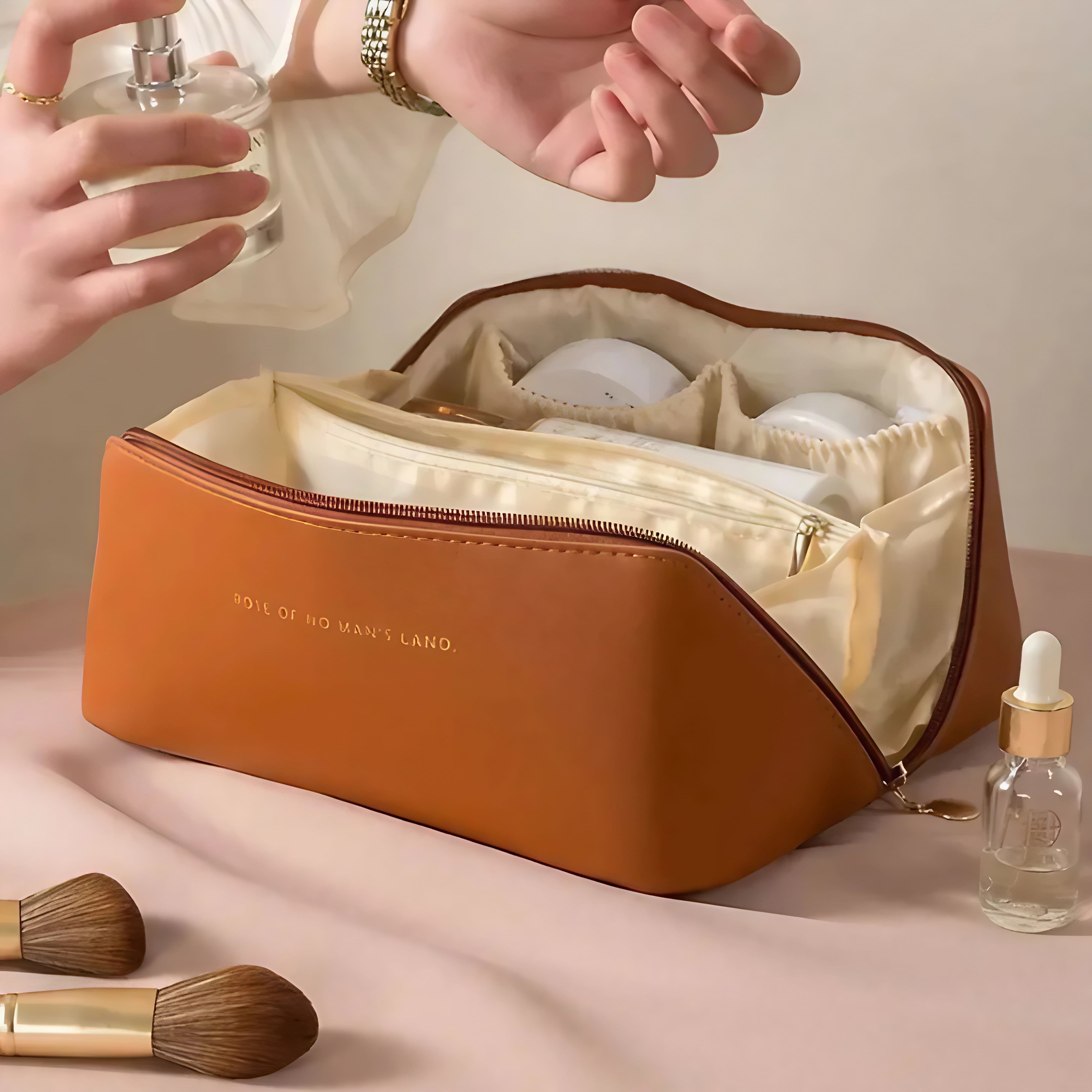 Necessaire em Couro
