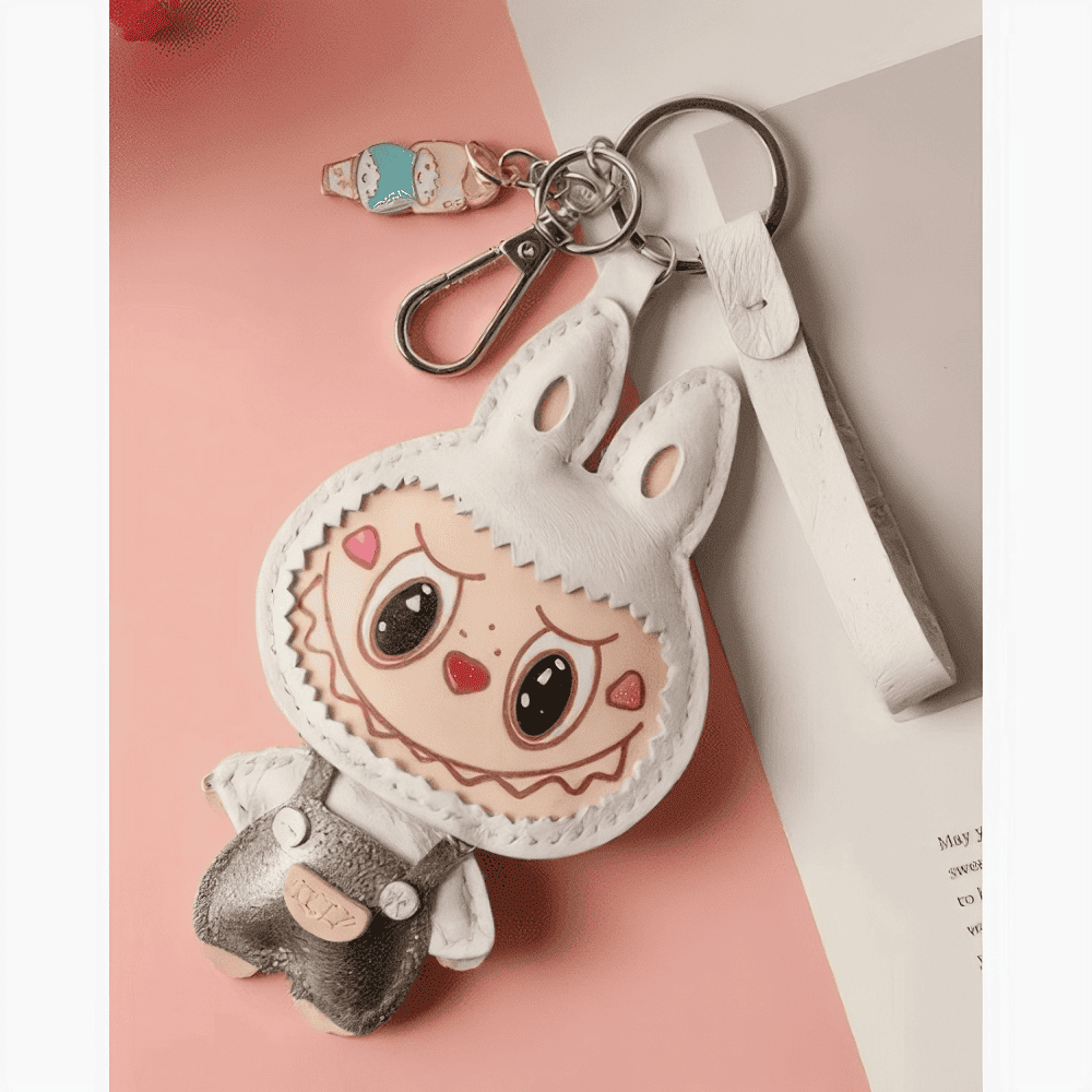 Charm Labubu em Couro